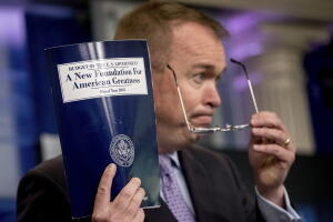 Mick Mulvaney, director de la Oficina de Presupuestos de la Casa Blanca presenta el proyecto de presupuesto de 2018