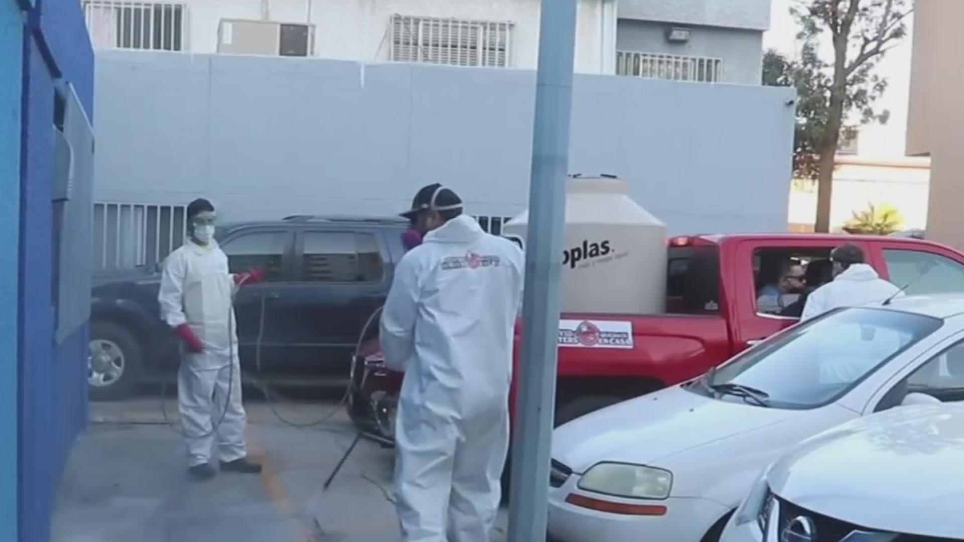 Se hacen llamar 'Covid Busters' y se dedican a combatir el coronavirus