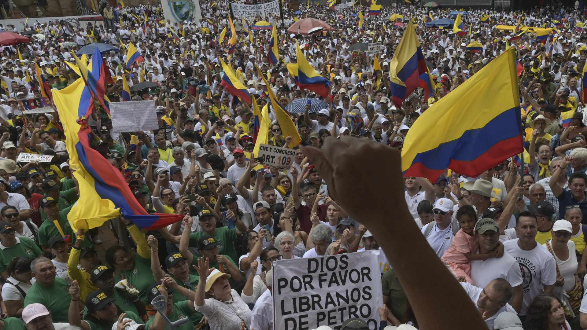 Imágenes De Las Multitudinarias Marchas En Colombia En Contra Del ...