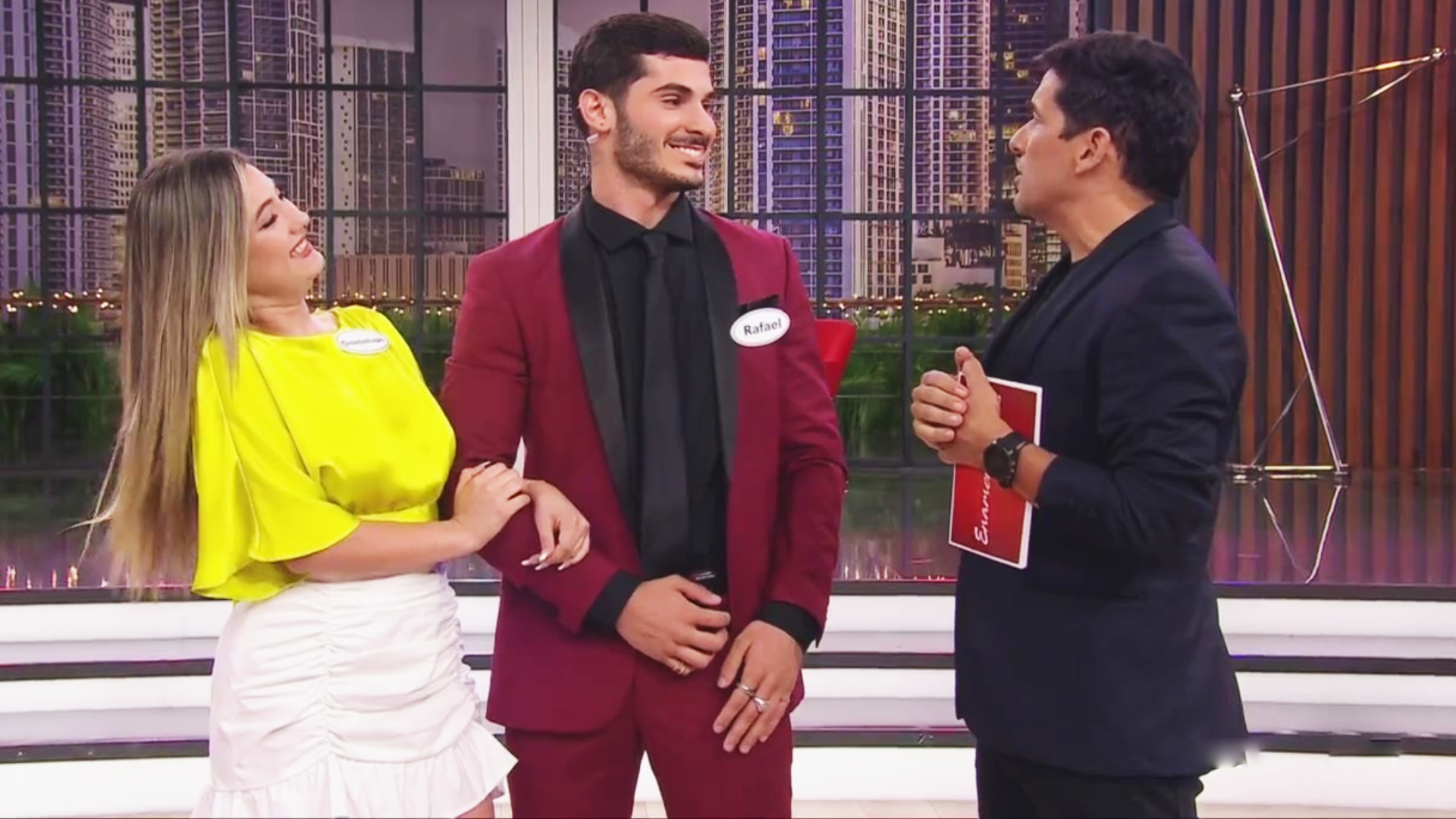 "Solo un Rafael podía conseguir eso" Rafa felicitó al flechado de Guadalupe por lograr un "sí