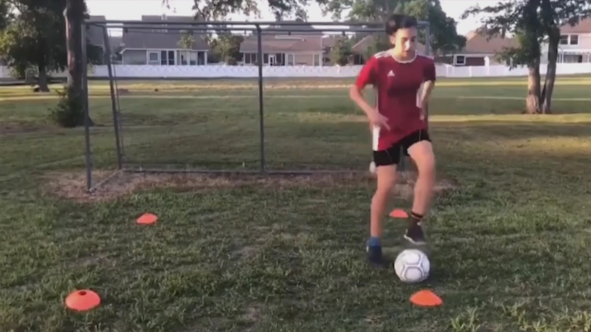 Hablan jugadoras en Dallas invitadas a participar en campamento de la