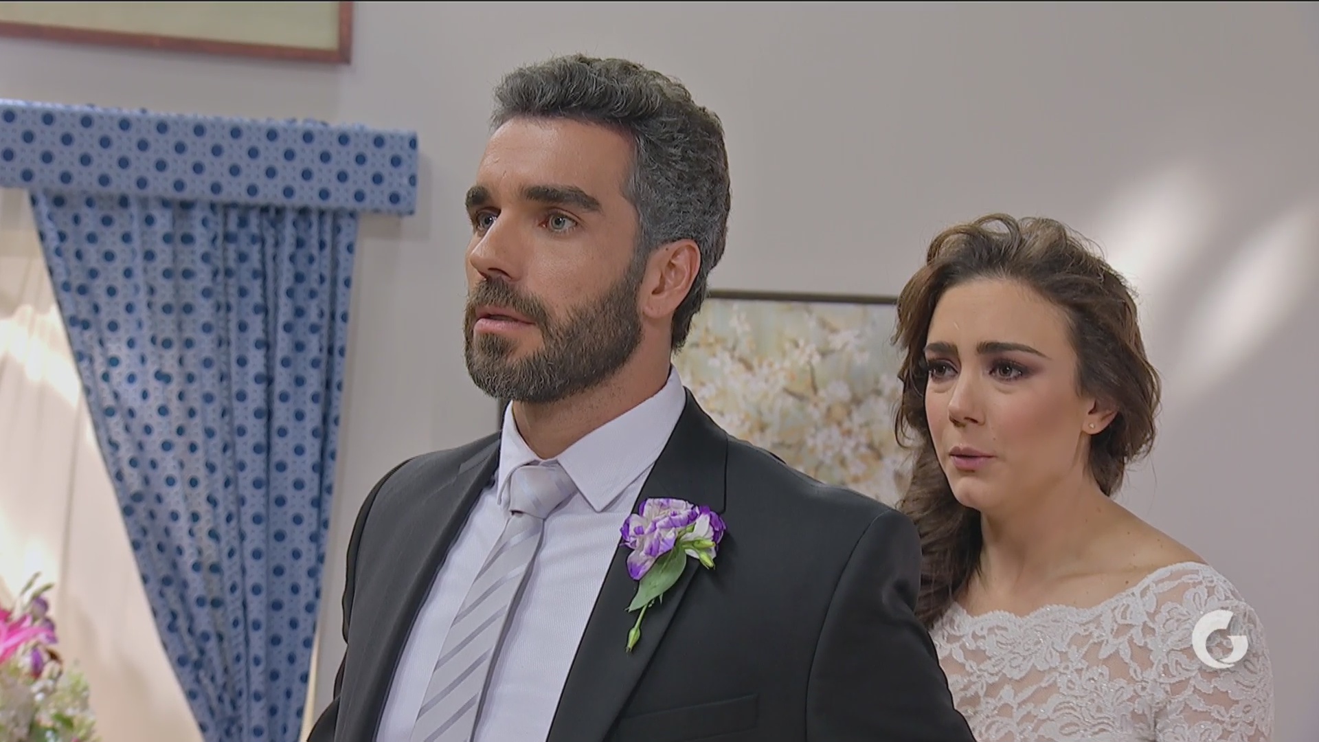 La Taxista Rodrigo interrumpe la boda de Álvaro y Victoria Galavisión Univision