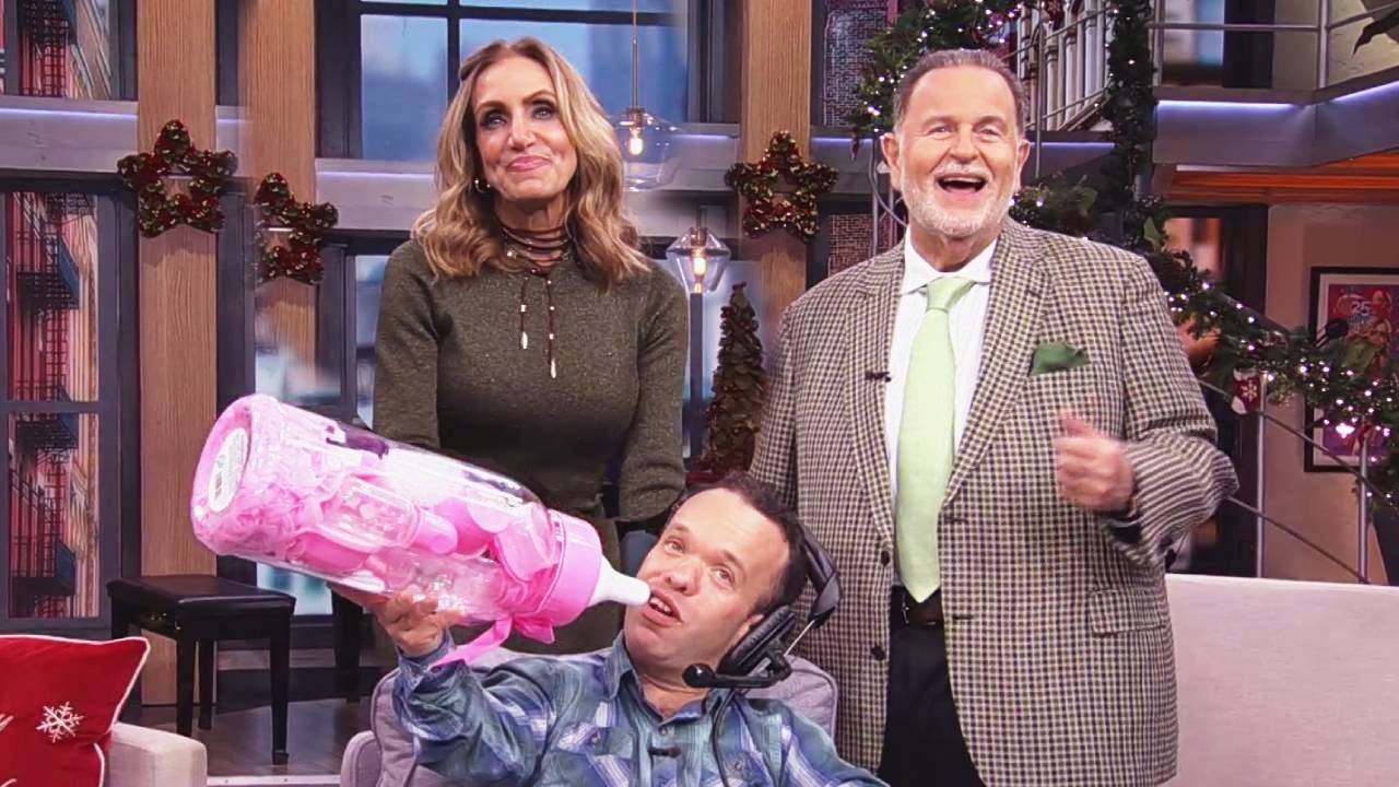El Gordo y La Flaca sorprenden a Carlitos con los mejores obsequios