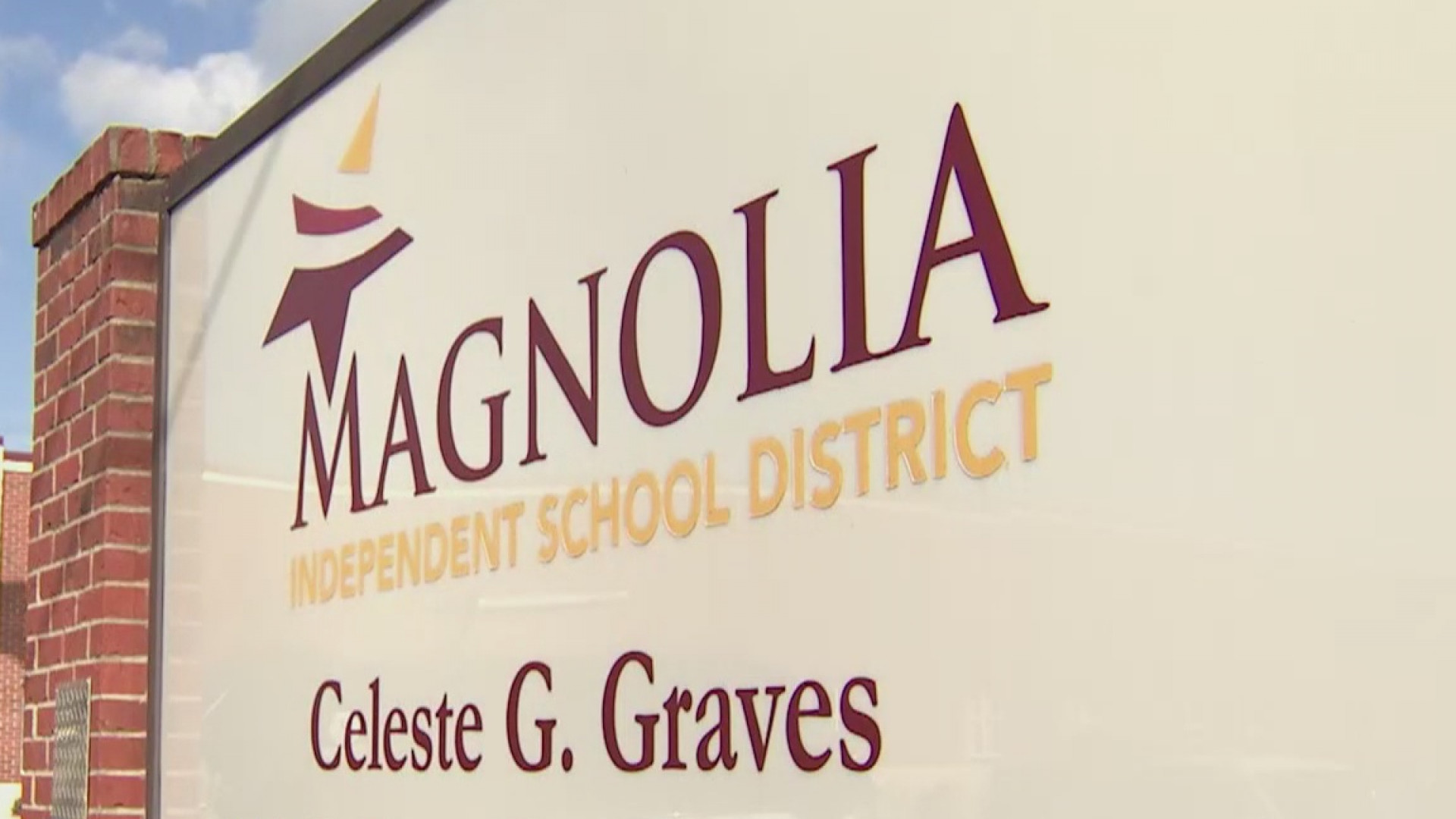 Polémica por la decisión del Distrito Escolar de Magnolia de no hacer